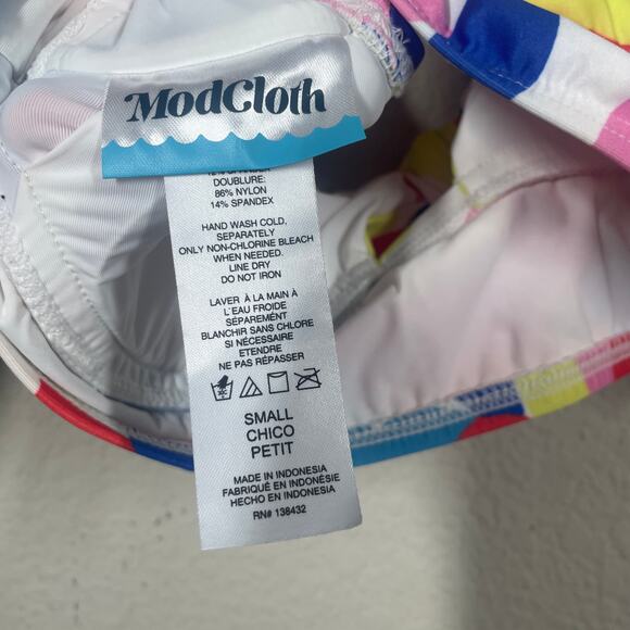 ModCloth Small Annika Crop Bikini Top Swimwear Pink Racerback Tie Front - Picture 9 of 10